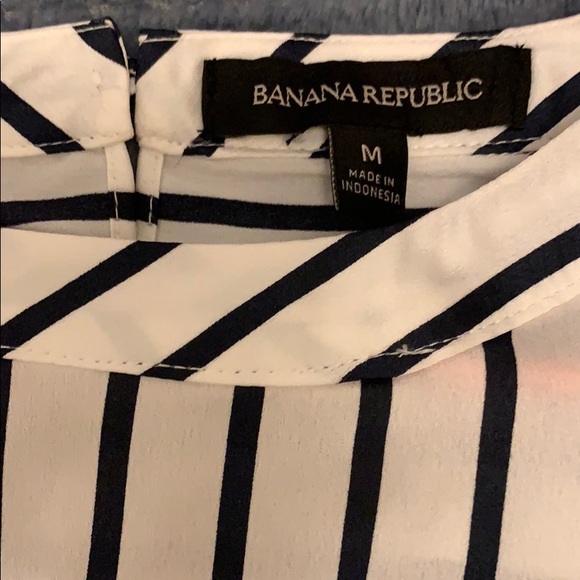 Banana Republic Top - Picture 2 of 5